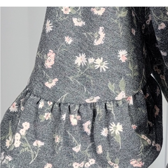 Lauren Conrad soft blue floral & heather tan tops bundle - Picture 6 of 6